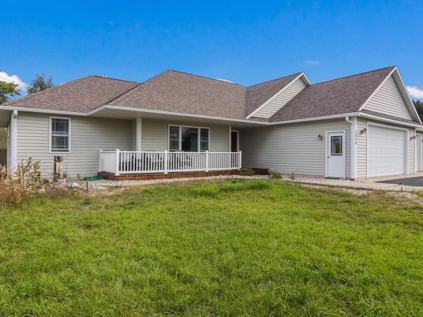 2424 Tyler Hills Drive, Traverse City, MI 49685