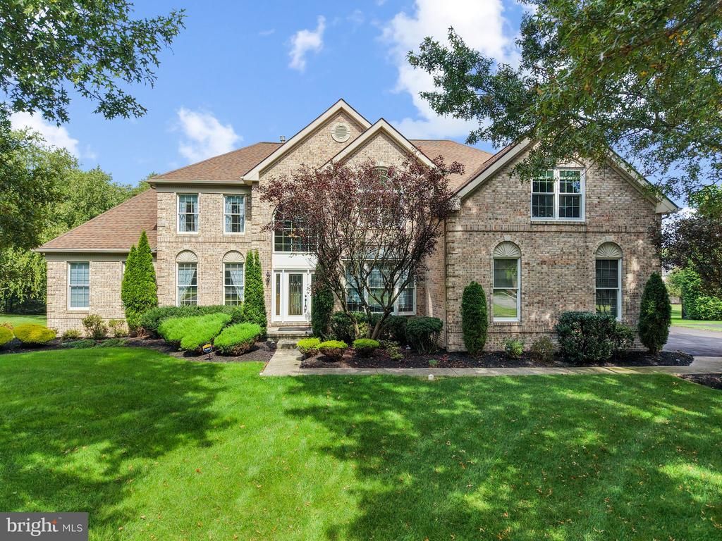 104 ADDIS DRIVE, SOUTHAMPTON, PA 18966