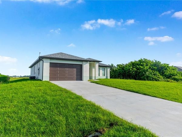 9031 Lamkin CIR, LABELLE, FL 33935