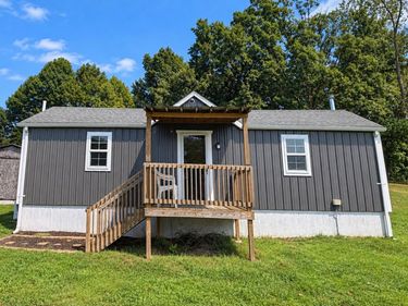1693 Matt Baker Road, London, KY 40744