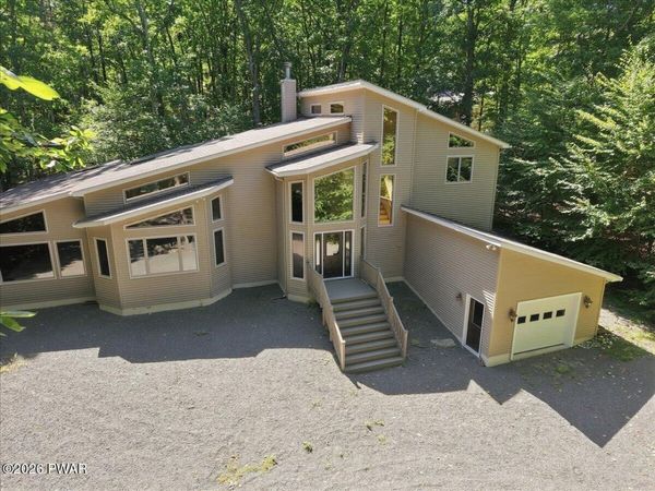 109 Cedar Lane , Lords Valley, PA 18428
