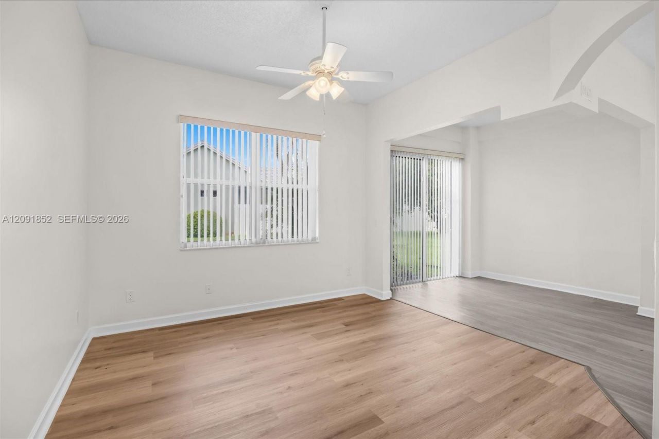 827 SW Lake Charles Cir, Port Saint Lucie, FL 34986 Photo