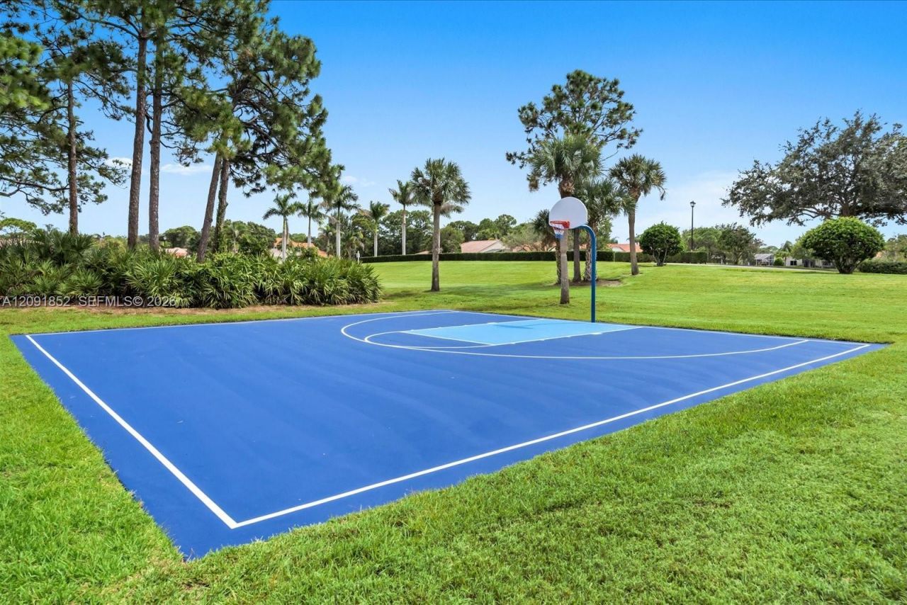 827 SW Lake Charles Cir, Port Saint Lucie, FL 34986 Photo