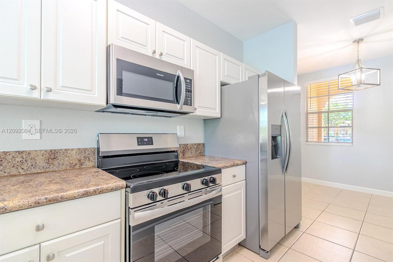 9333 SW 227th St, Unit 6-6, Cutler Bay, FL 33190 Photo