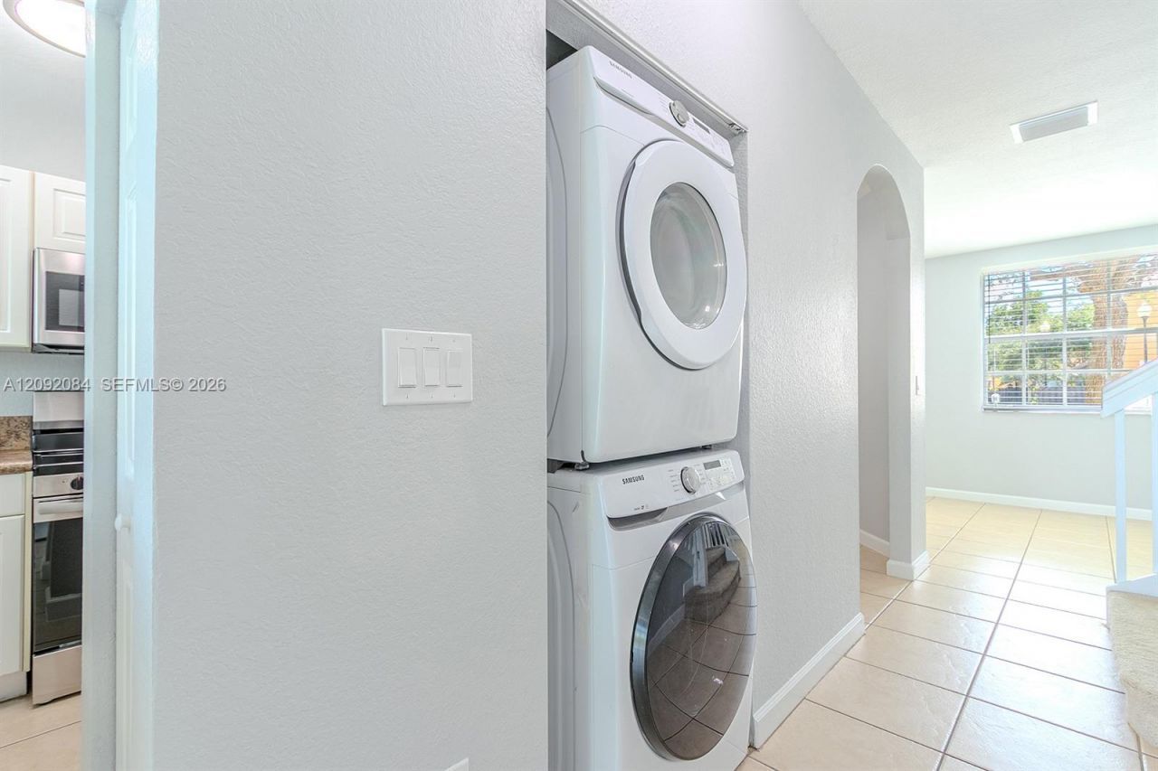 9333 SW 227th St, Unit 6-6, Cutler Bay, FL 33190 Photo