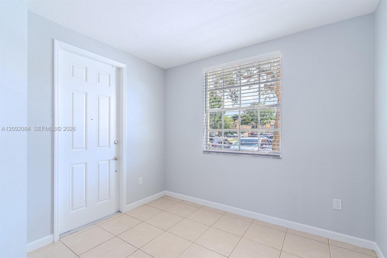 9333 SW 227th St, Unit 6-6, Cutler Bay, FL 33190 Photo