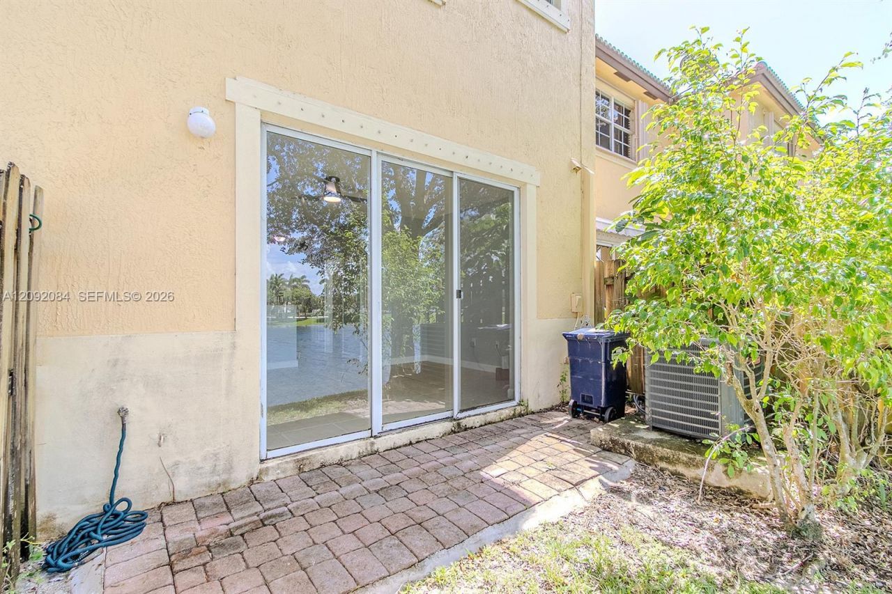 9333 SW 227th St, Unit 6-6, Cutler Bay, FL 33190 Photo