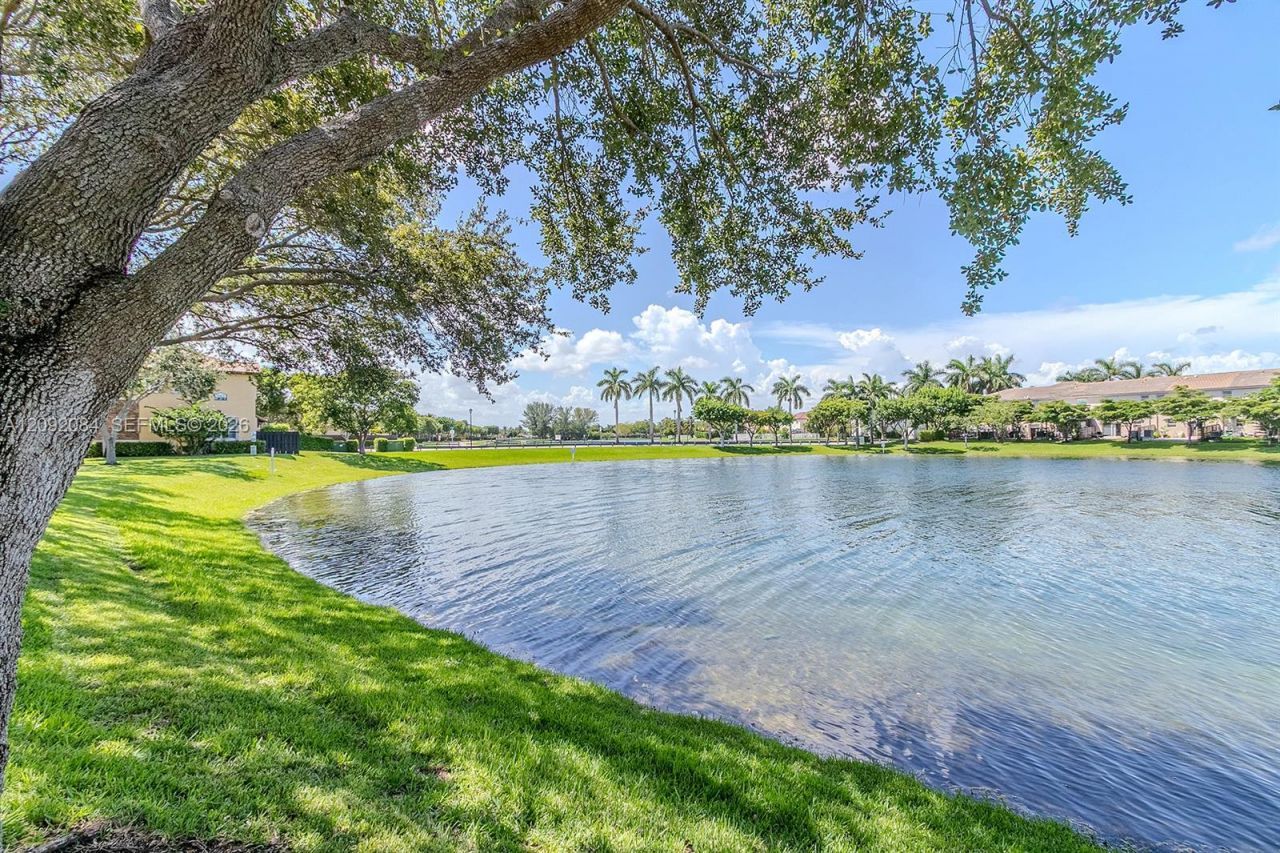 9333 SW 227th St, Unit 6-6, Cutler Bay, FL 33190 Photo