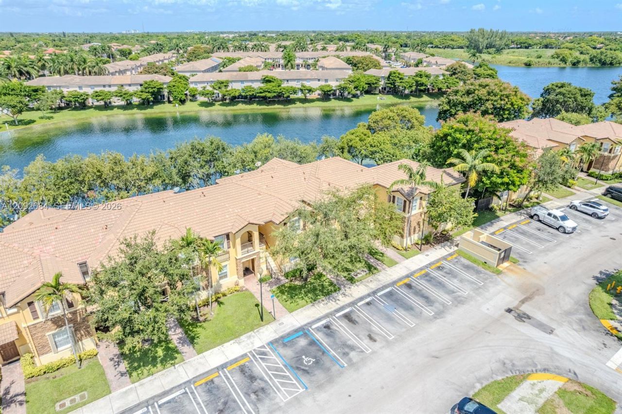 9333 SW 227th St, Unit 6-6, Cutler Bay, FL 33190 Photo