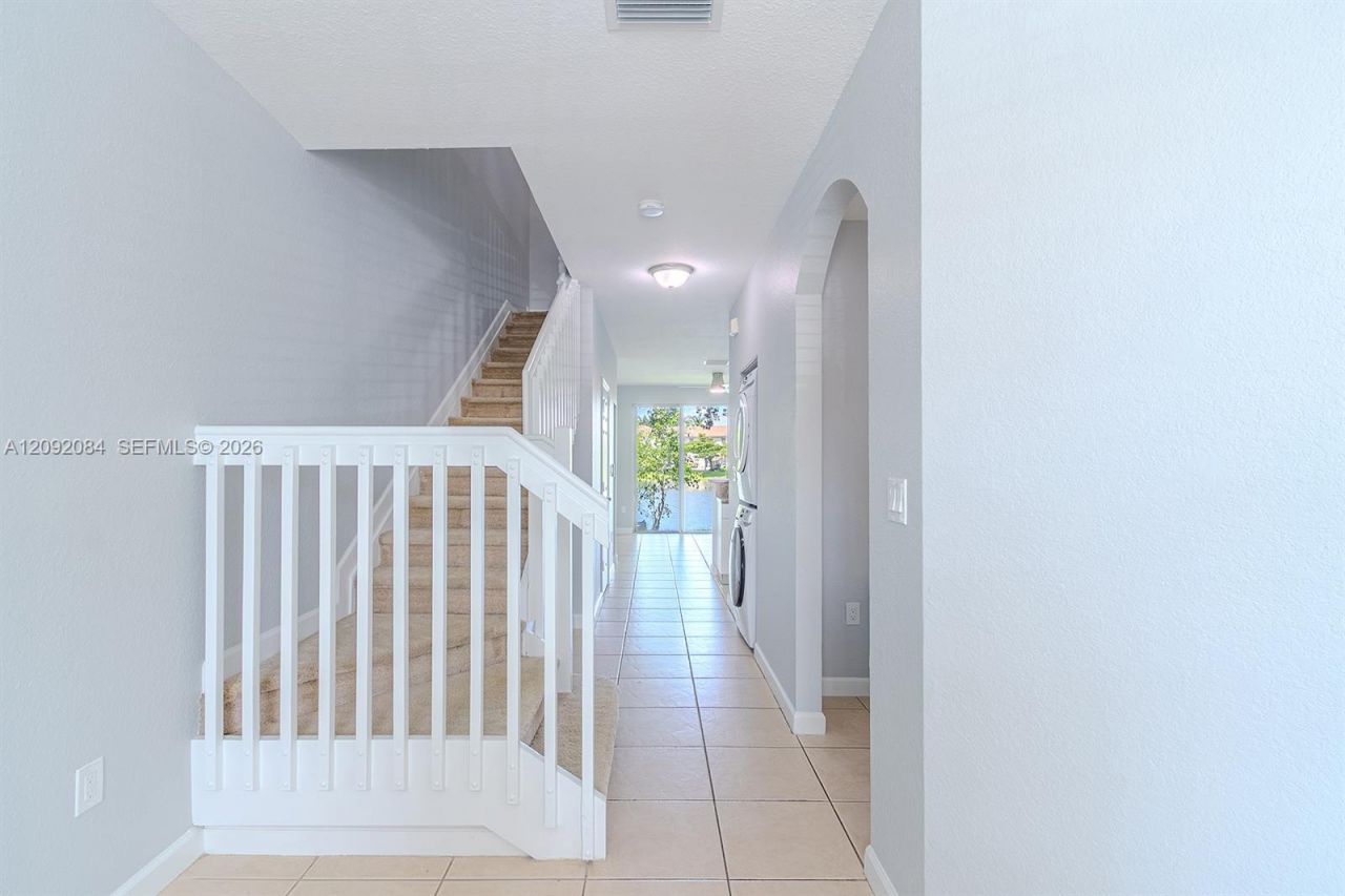 9333 SW 227th St, Unit 6-6, Cutler Bay, FL 33190 Photo