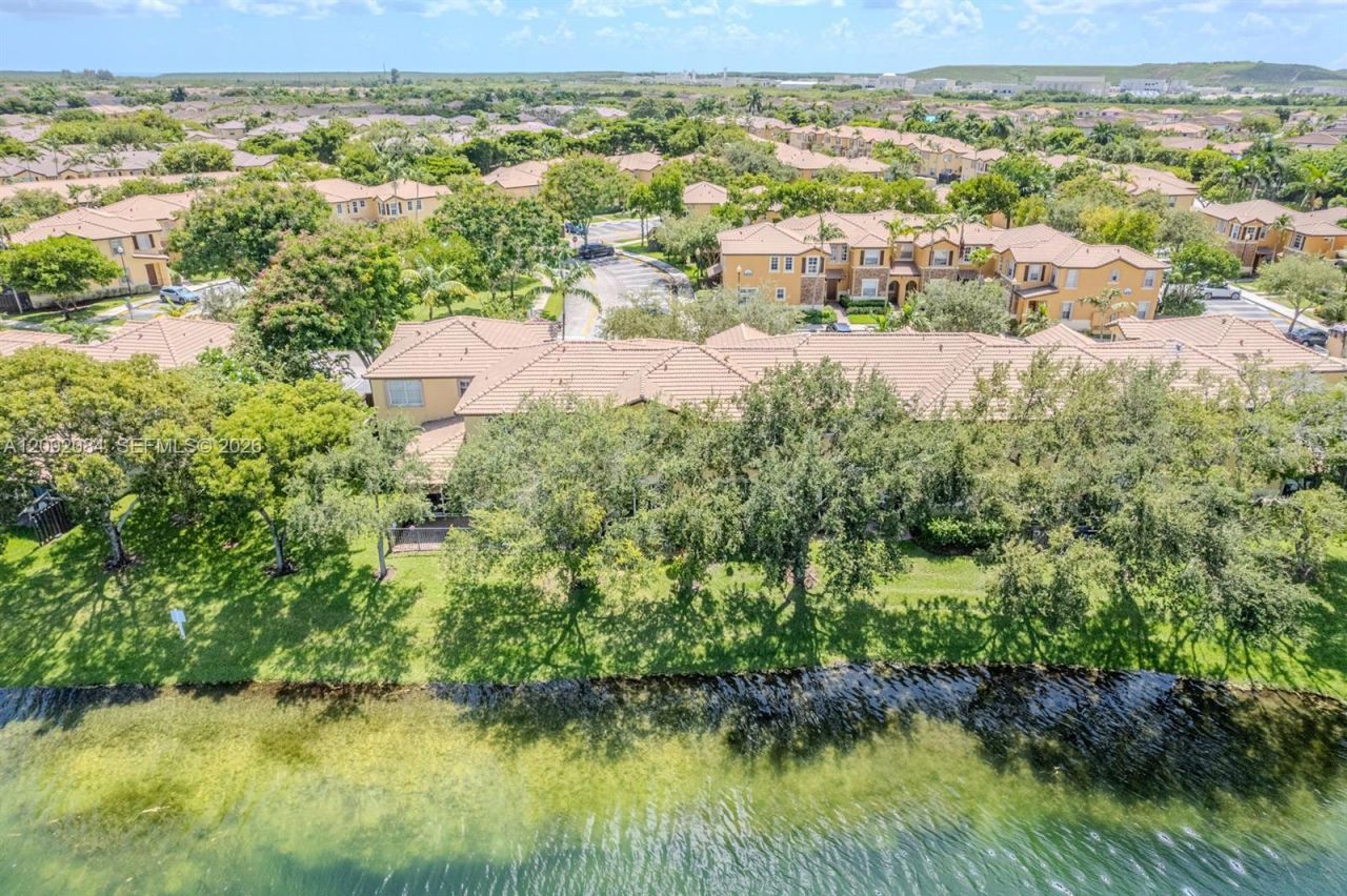 9333 SW 227th St, Unit 6-6, Cutler Bay, FL 33190 Photo