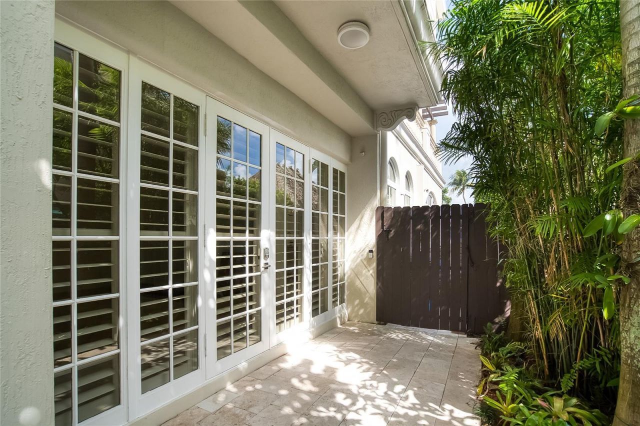 2709 NE 15th Street, Fort Lauderdale, FL 33304 Photo