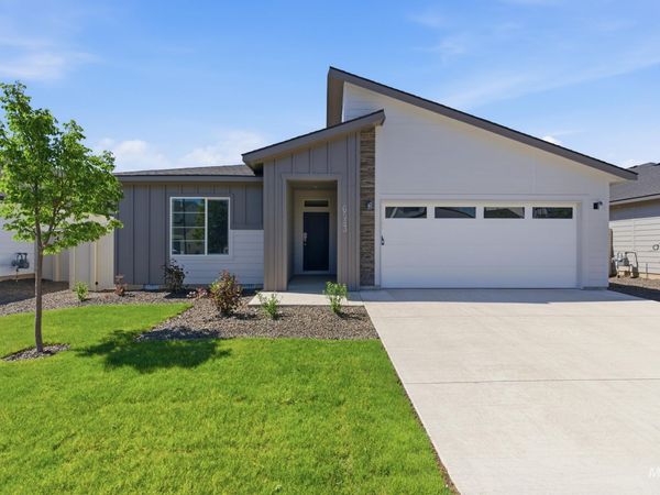 4504 S Amsterdam Ave, Nampa, ID 83686