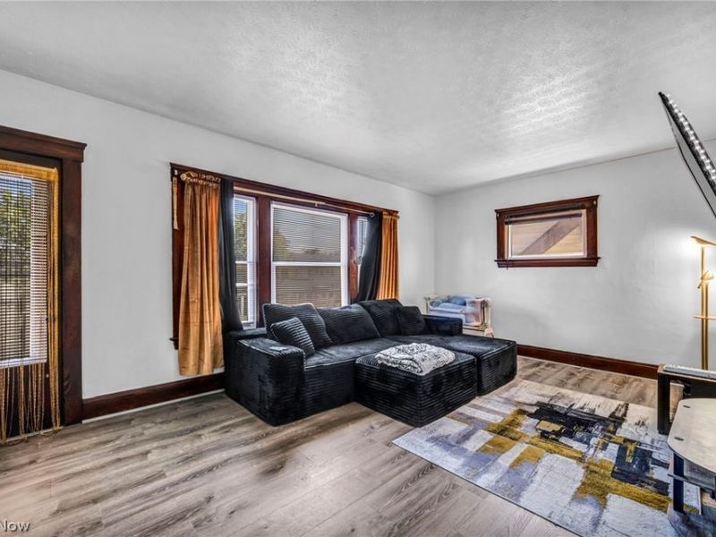 4352 W 47th Street, Cleveland, OH 44144 Photo 10