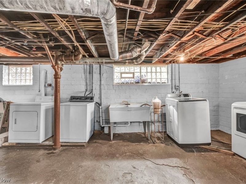 4352 W 47th Street, Cleveland, OH 44144 Photo 50