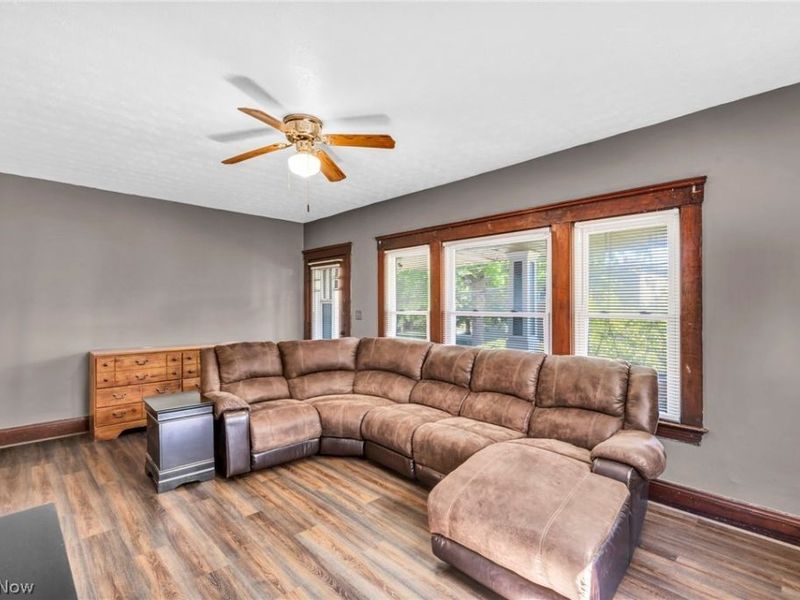 4352 W 47th Street, Cleveland, OH 44144 Photo 9