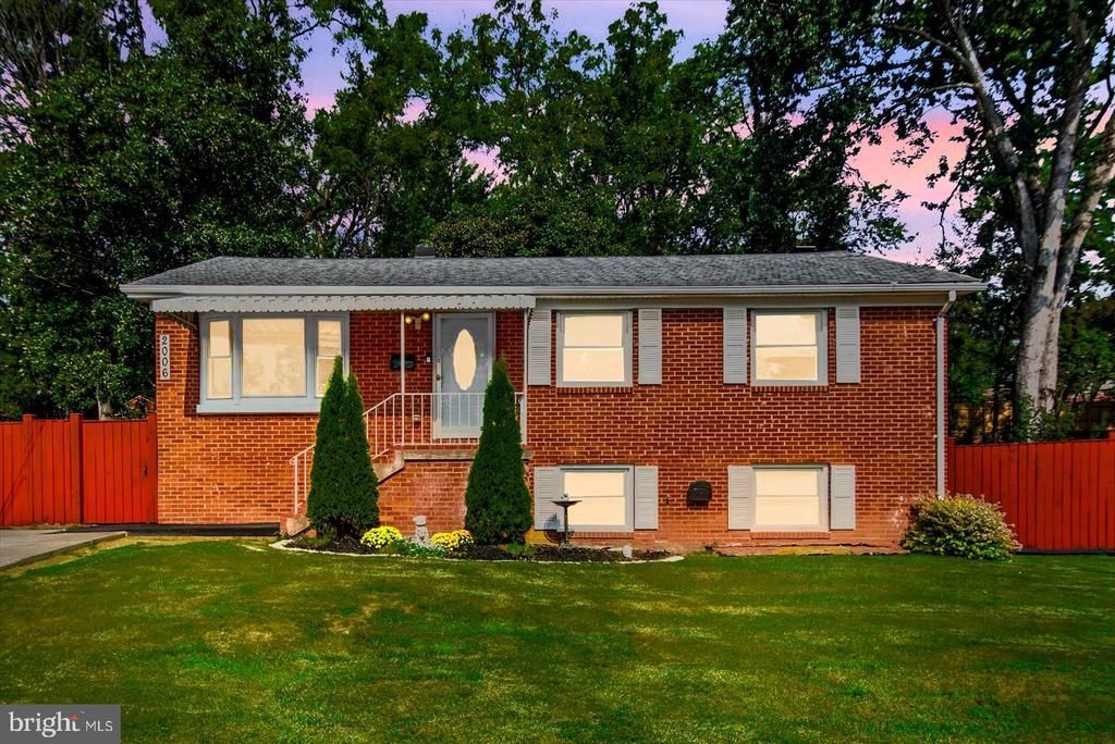 2006 Cumberland Drive, Woodbridge, VA 22191 Main Photo
