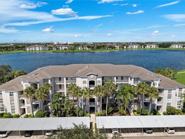10470 Washingtonia Palm WAY , Unit 1212, FORT MYERS, FL 33966
