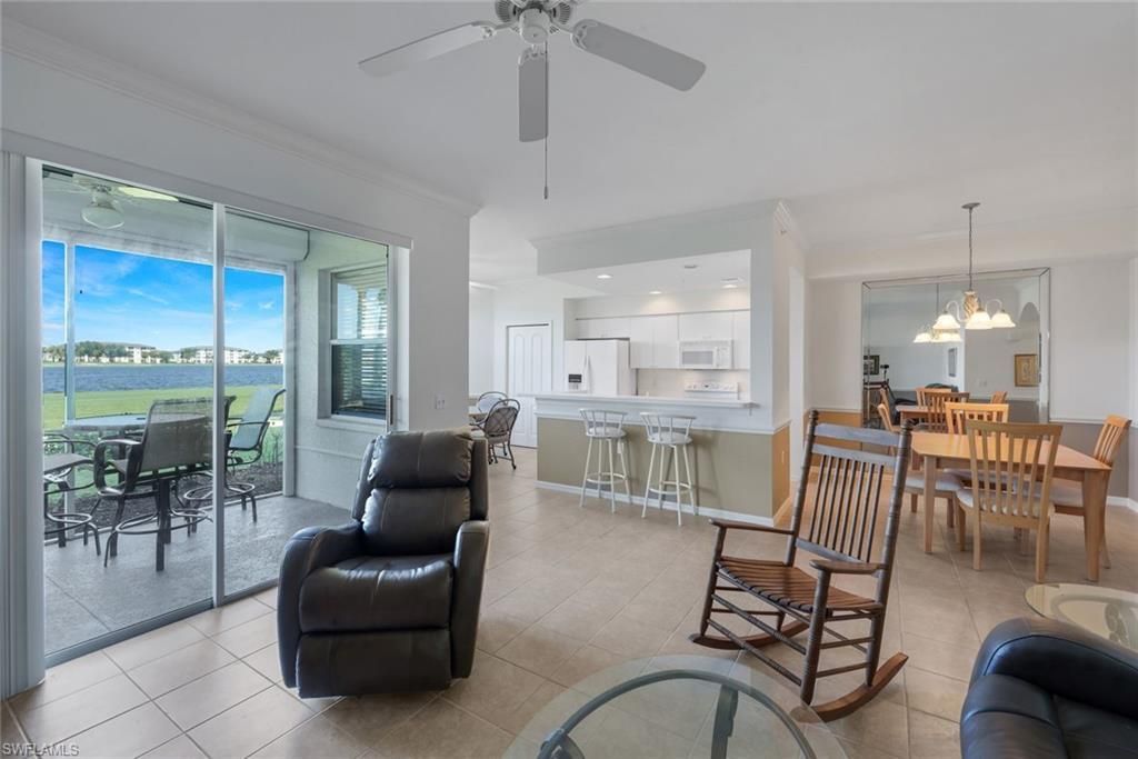 10470 Washingtonia Palm Way, Unit 1212, Fort Myers, FL 33966 Photo