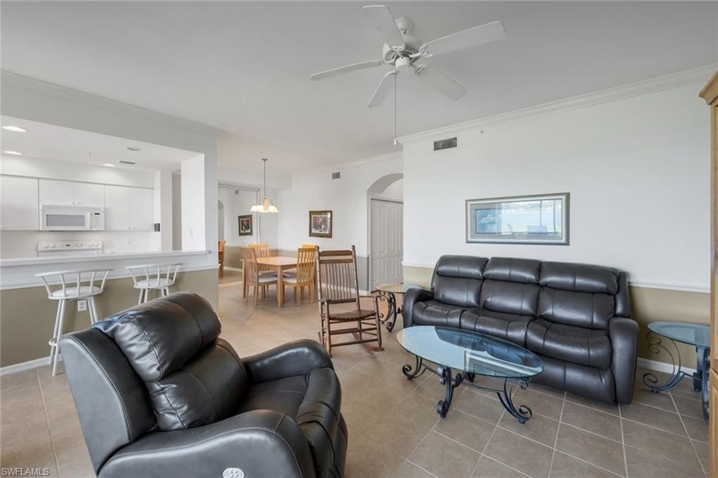 10470 Washingtonia Palm Way, Unit 1212, Fort Myers, FL 33966 Photo
