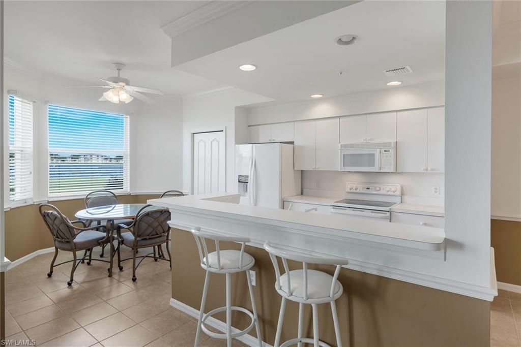 10470 Washingtonia Palm Way, Unit 1212, Fort Myers, FL 33966 Photo