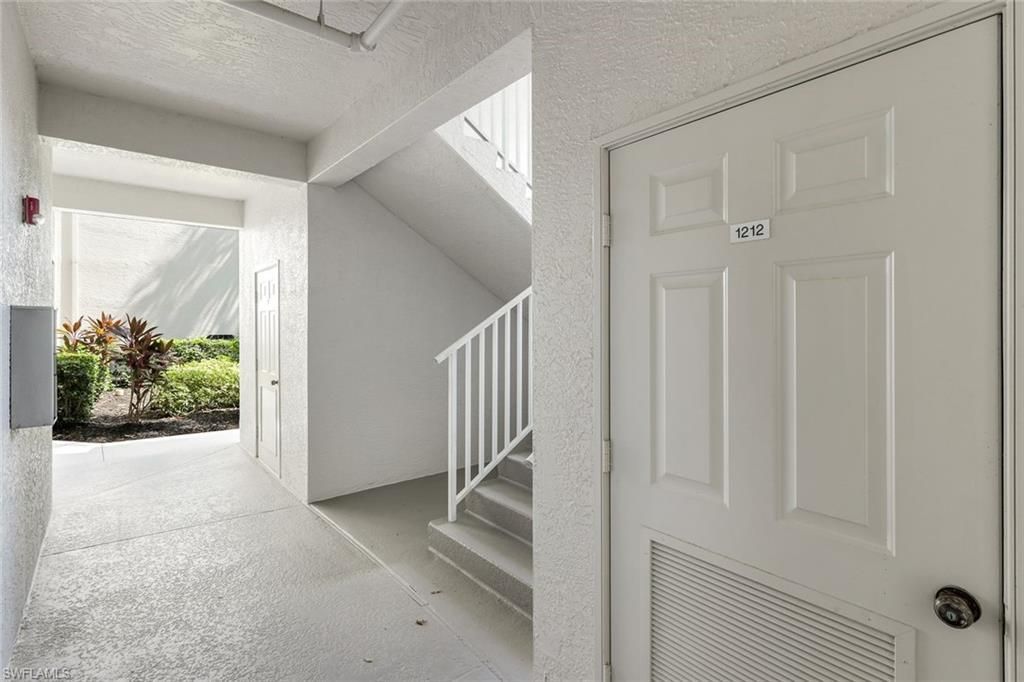 10470 Washingtonia Palm Way, Unit 1212, Fort Myers, FL 33966 Photo