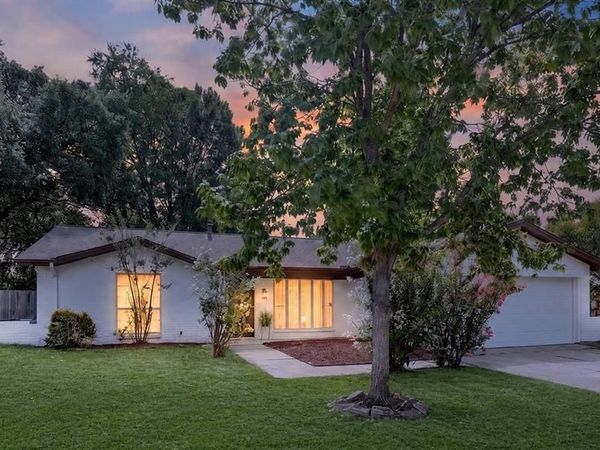 1904 Briar Meadow Drive, Arlington, TX 76014