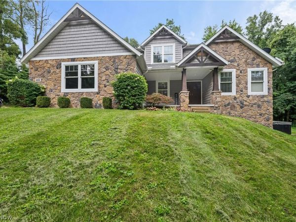 6901 Van Buren Road , Clinton, OH 44216