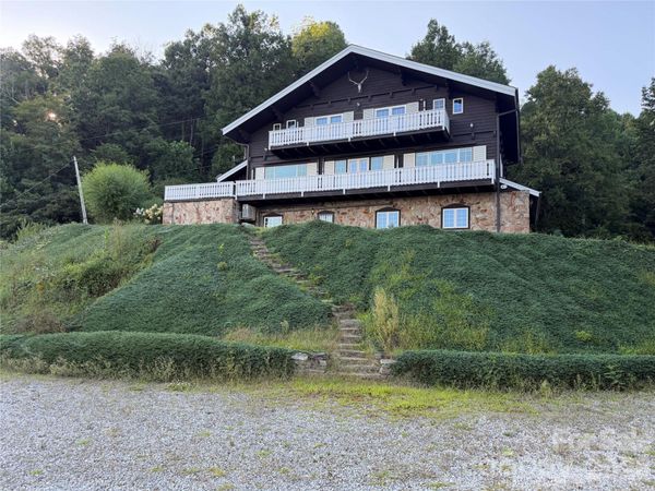 316 Grassy Mountain Road, Little Switzerland, NC 28749