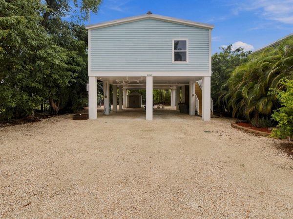 31169 Avenue G, Big Pine, FL 33043