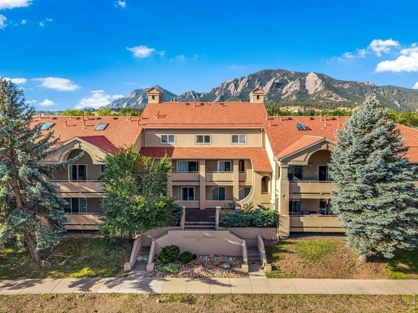 935 Broadway, Unit 205, Boulder, CO 80302