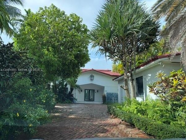 Surfside, FL 33154