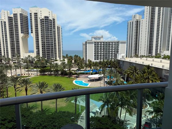 19370 Collins Ave , Unit 911, Sunny Isles Beach, FL 33160