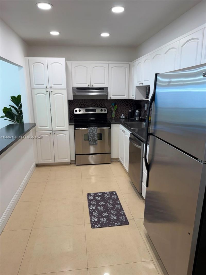 19370 Collins Ave , Unit 911, Sunny Isles Beach, FL 33160 Photo