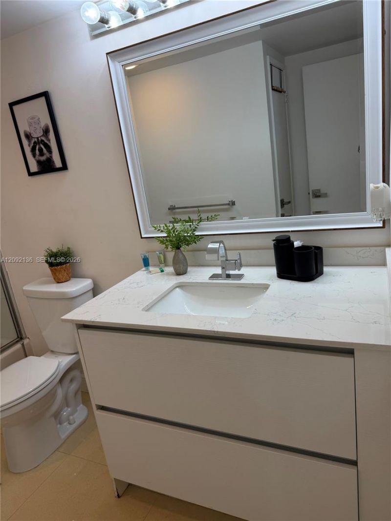 19370 Collins Ave , Unit 911, Sunny Isles Beach, FL 33160 Photo
