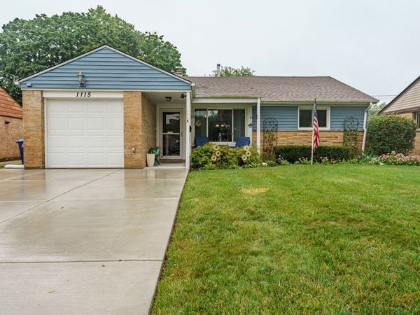 1115 S 3rd Avenue , Des Plaines, IL 60016