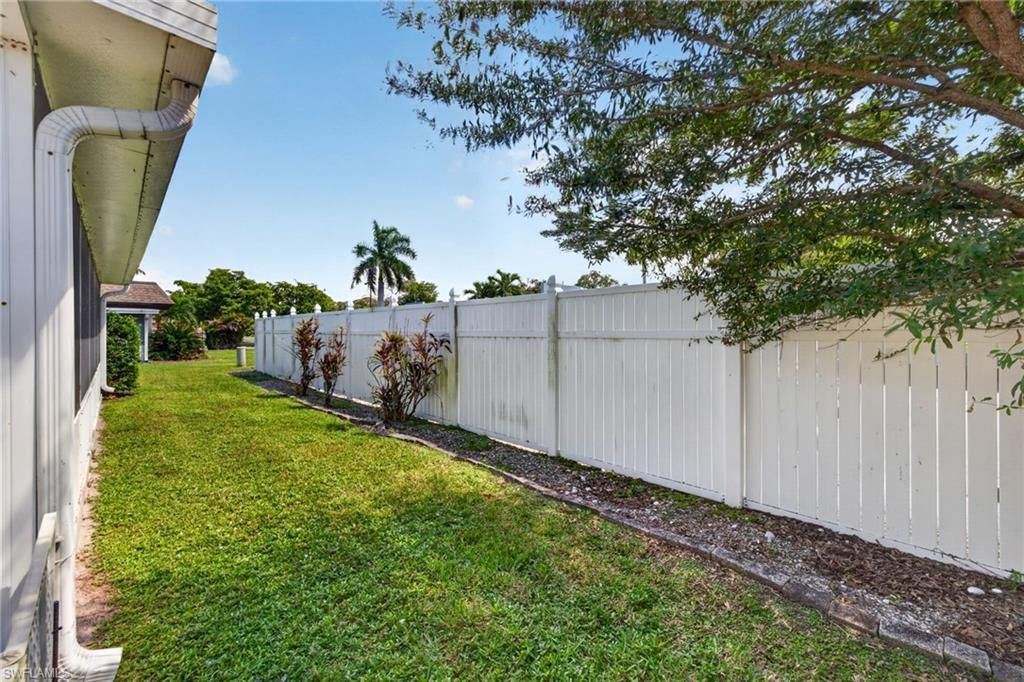 5712 Bass Cir , Fort Myers, FL 33919 Photo