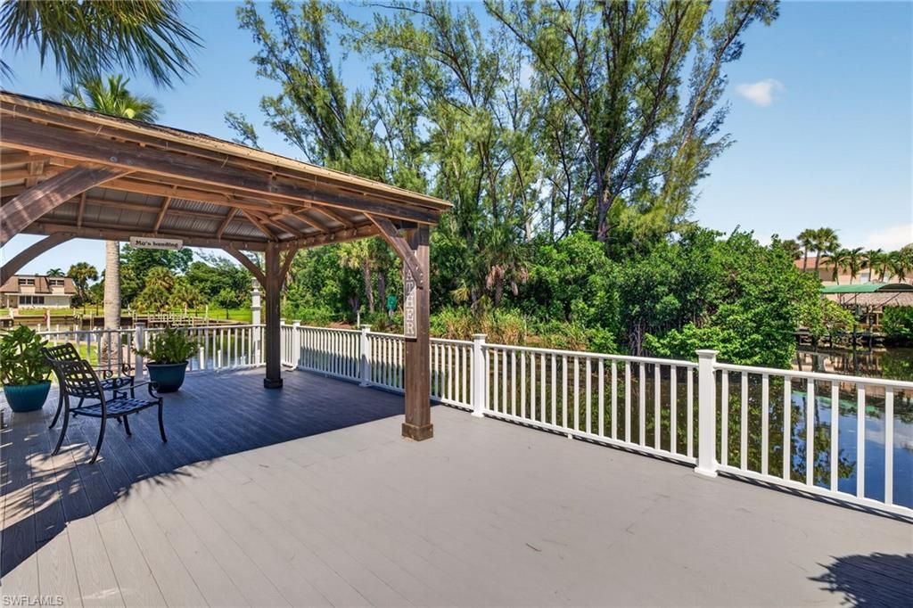 5712 Bass Cir , Fort Myers, FL 33919 Photo
