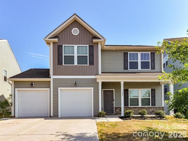 5125 Arbordale Way, Mount Holly, NC 28120