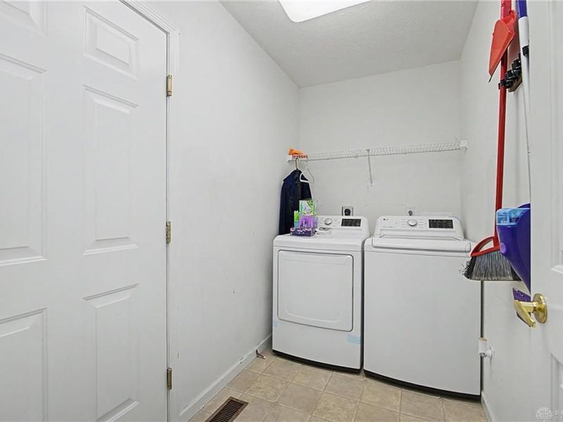 3792 Grant Avenue, Beavercreek, OH 45431 Photo 41