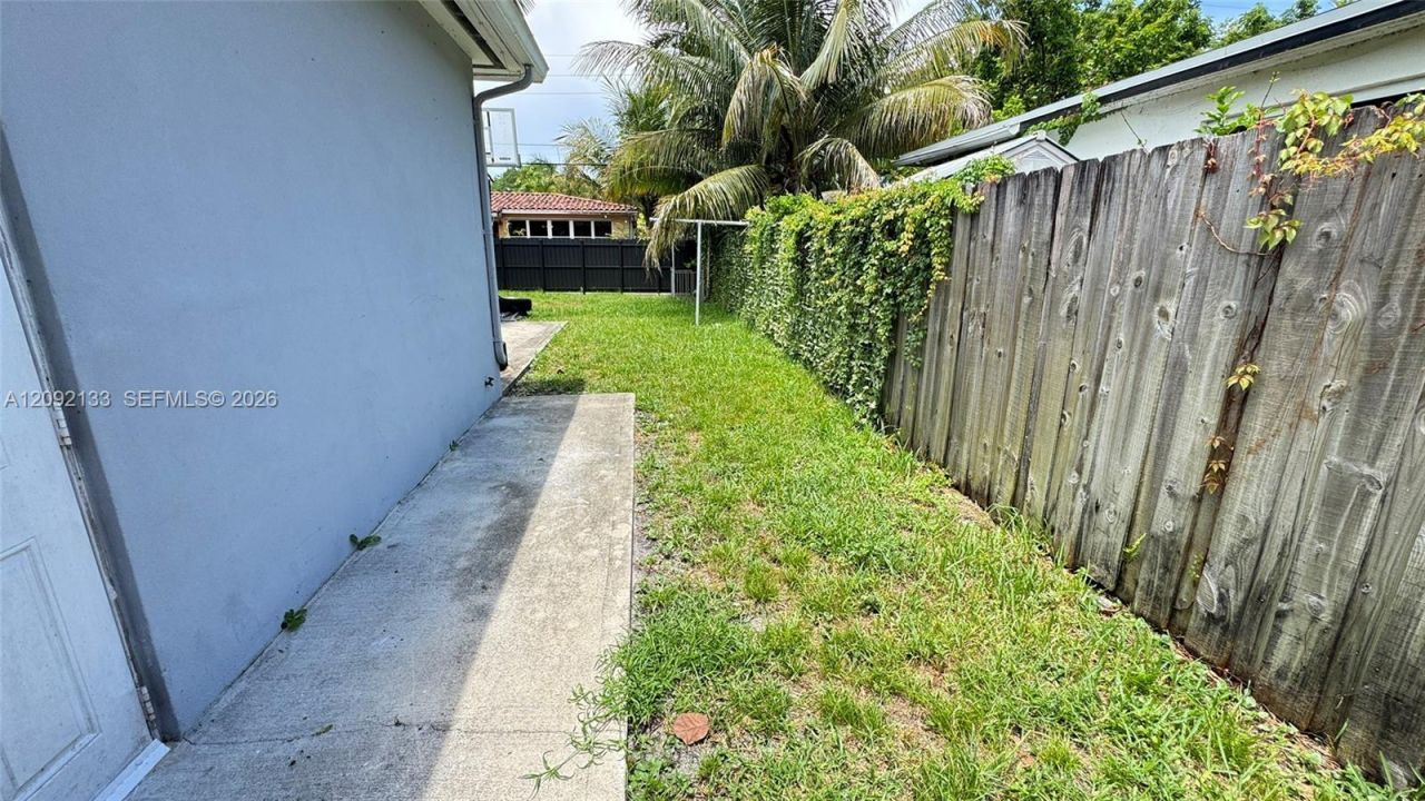 13260 NE Miami Ct, North Miami, FL 33161 Photo
