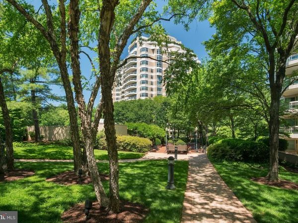 5610 WISCONSIN AVENUE , Unit 109, CHEVY CHASE, MD 20815