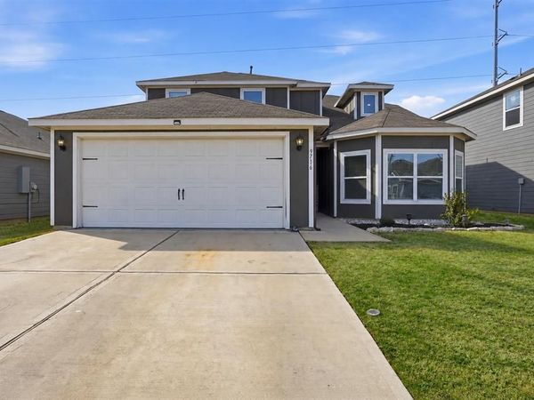 9716 Teton Vista Drive, Fort Worth, TX 76140