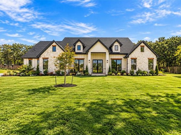 5832 Grey Wolf Court, Fort Worth, TX 76140