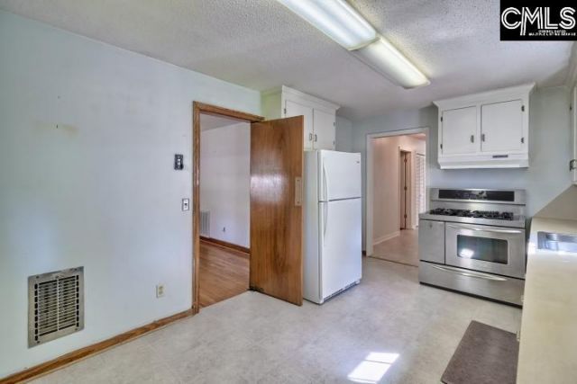 1810 Dupont Drive Photo 11