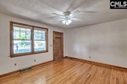 1810 Dupont Drive photo 4