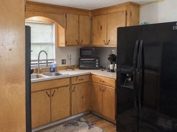 1201 3rd St., Columbia, MS 39429