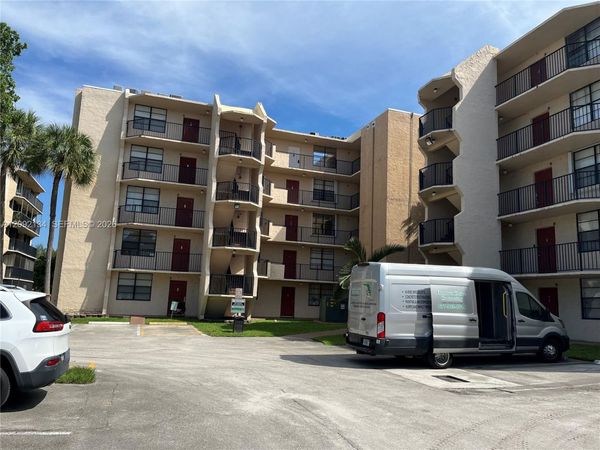 3500 Blue Lake Dr , Unit 401, Pompano Beach, FL 33064