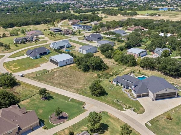 158 Hidden Valley Airpark , Shady Shores, TX 76208