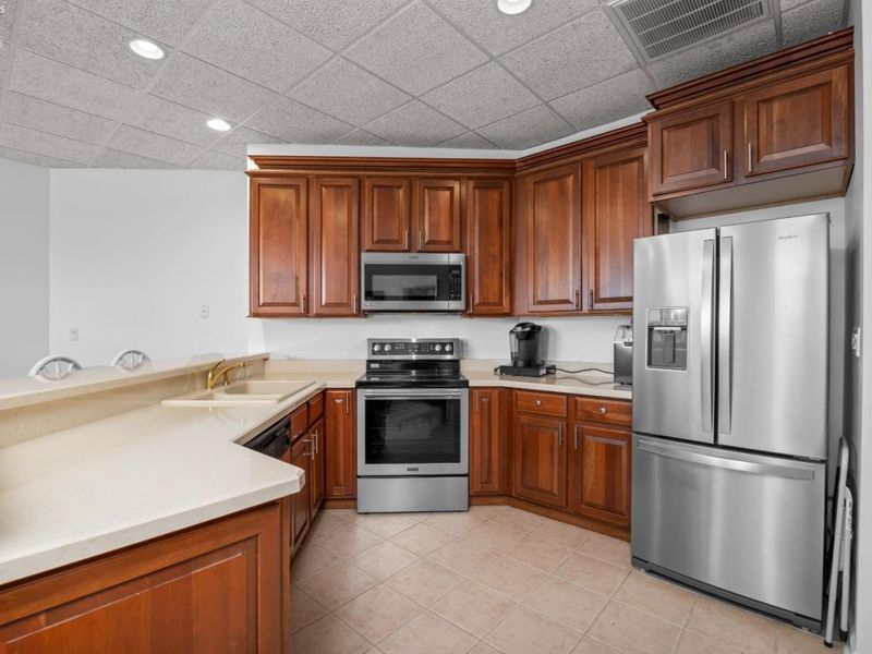 1556 NW Catawba Road, Unit F, Port Clinton, OH 43452 Photo 10